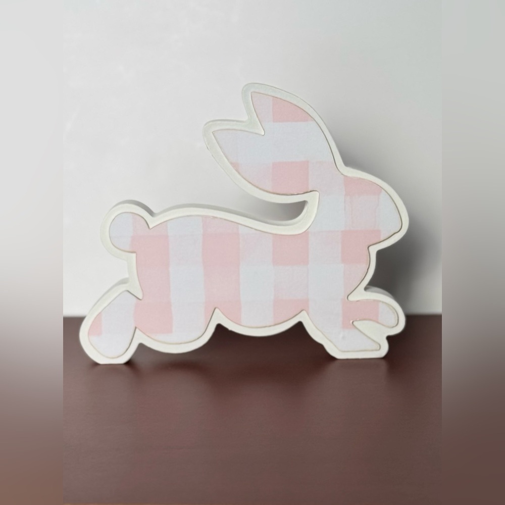 🔥Clearance-NWT Kirkland’s Pink Gingham Bunny Decor